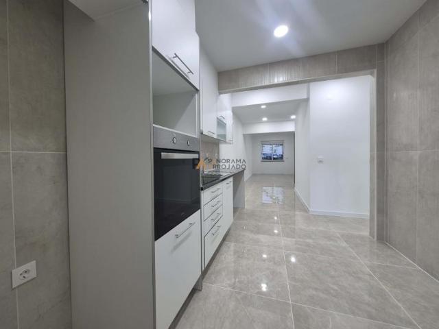 Apartamentos 2 quarto, Almada Setúbal DLS96199637