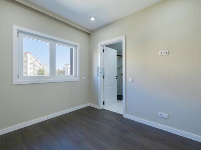Apartamentos 2 quarto, Armação de Pêra Algarve DLS85157751