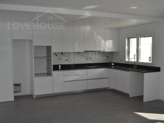Apartamentos 2 quarto, Aveiro Aveiro DLS100125754
