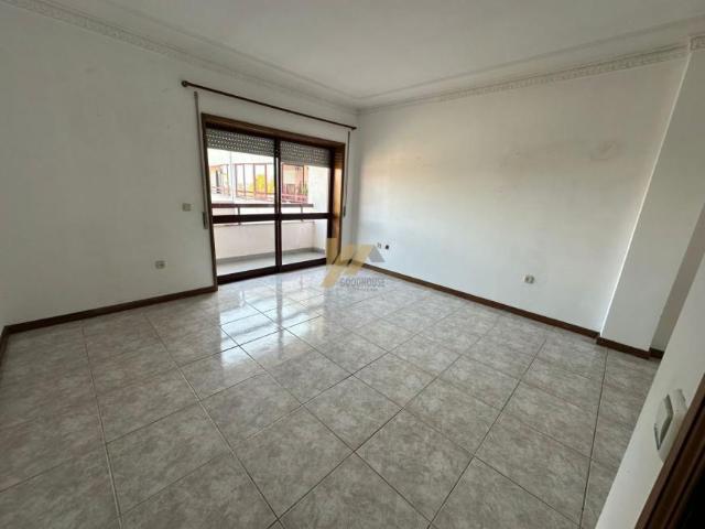Apartamentos 2 quarto, Aveiro Albergaria 3850 DLS100487823
