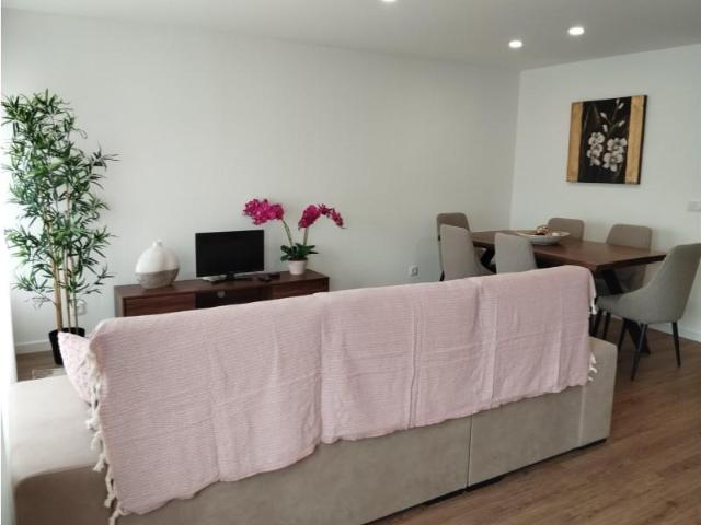 Apartamentos 2 quarto, Batalha Batalha DLS102094690