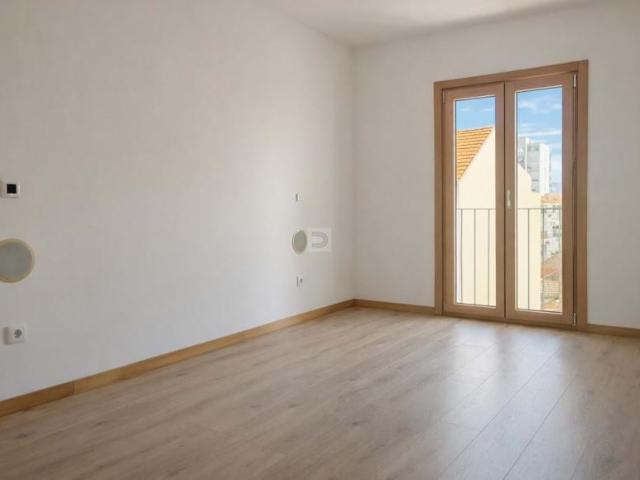 Apartamentos 2 quarto, Barreiro Setúbal DLS100495452