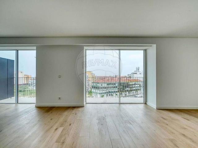 Apartamentos 2 quarto, Barreiro Setúbal DS102469185