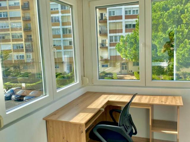 Apartamentos 2 quarto, Estoril Estoril 2765 ES103092302