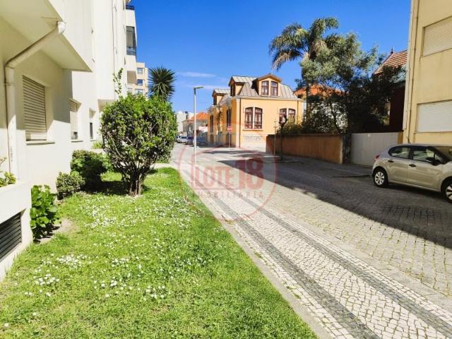 Apartamentos 2 quarto, Espinho Espinho DLS101564488