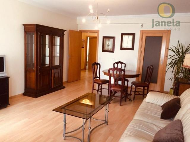 Apartamentos 2 quarto, Faro Faro DLS100218888