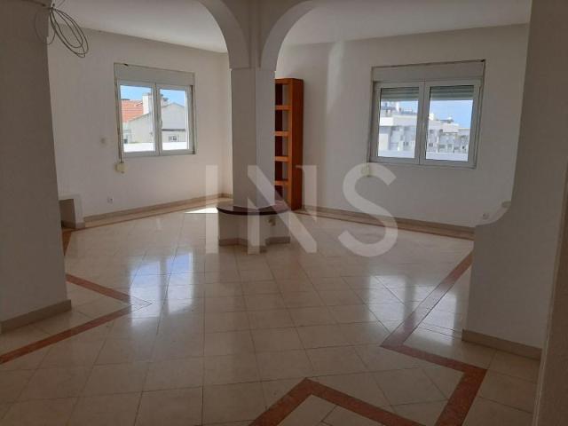 Apartamentos 2 quarto, Oeiras Oeiras 2780 003 ES102760910