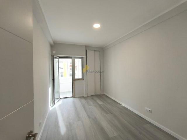 Apartamentos 2 quarto, Oeiras Oeiras DLS101413056