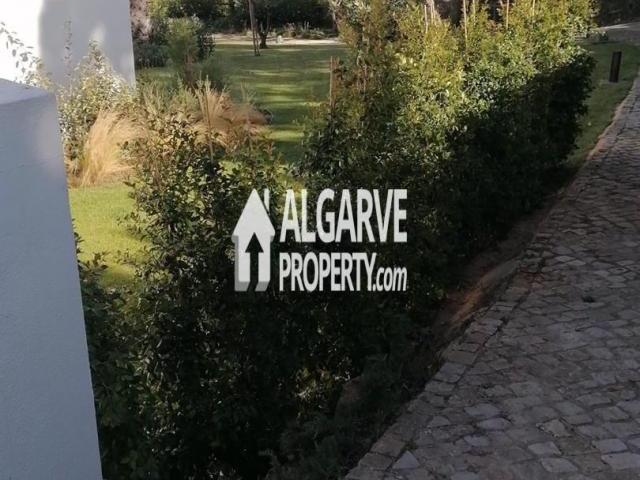 Apartamentos 2 quarto, Olhos de Água Algarve DLS70985553