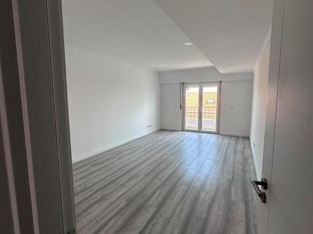 Apartamentos 2 quarto, Loures Lisboa DLS102954701