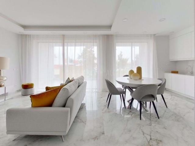 Apartamentos 2 quarto, Lagos Algarve DLS88998545
