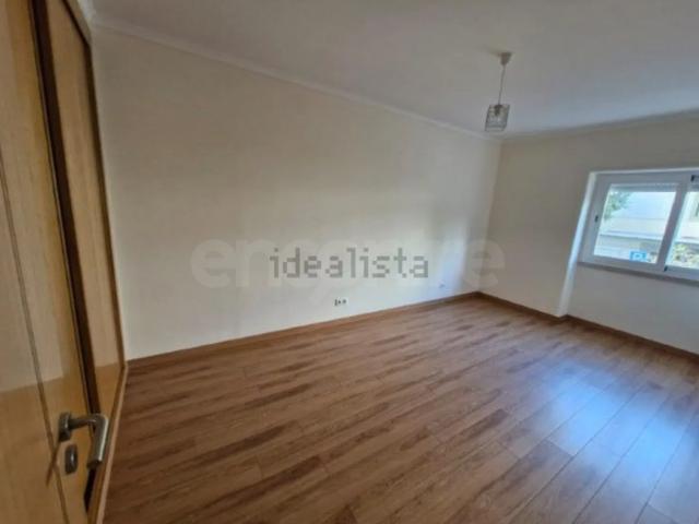 Apartamentos 2 quarto, Lisboa Odivelas 2675 DS102701271