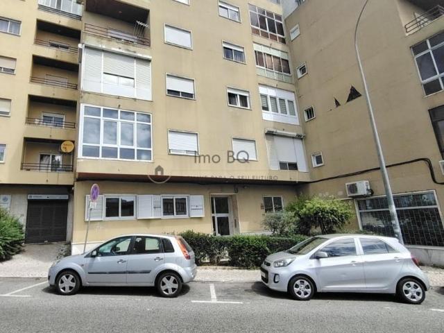 Apartamentos 2 quarto, Lisboa Amadora 2720 DS103118671