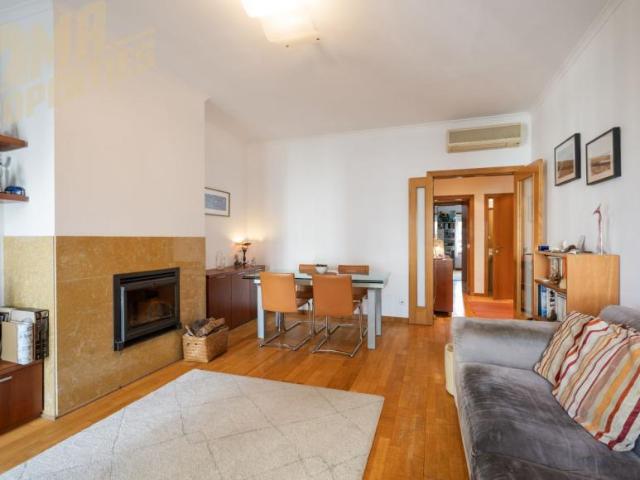Apartamentos 2 quarto, Lisboa Lisboa 1990 DLS103060560