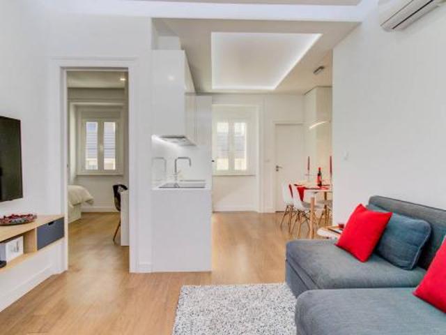 Apartamentos 2 quarto, Lisbon Lisbon 1050 225 DLS54283954