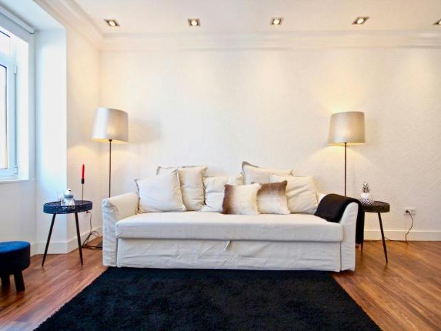 Apartamentos 2 quarto, Lisbon Lisbon 1170 048 ES101484241