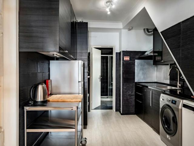 Apartamentos 2 quarto, Lisbon Lisbon 1170 386 ES103180000
