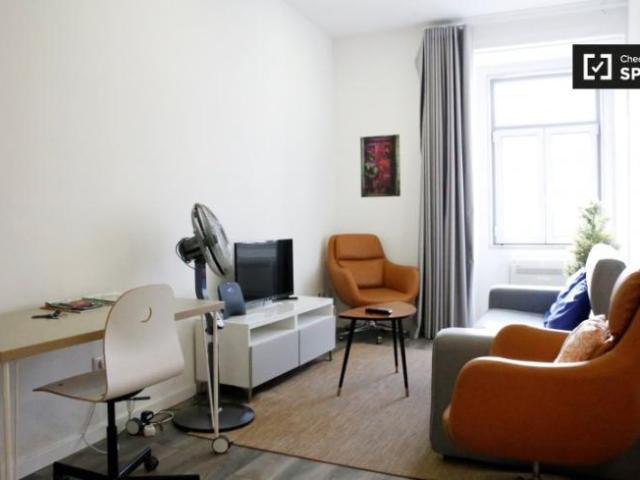 Apartamentos 2 quarto, lisbon lisbon 1300 611 DLS101840134