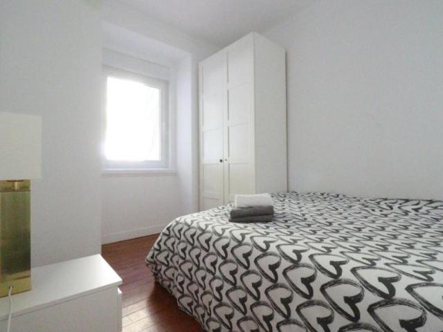 Apartamentos 2 quarto, Lisbon Lisbon 1350 ELS102470257