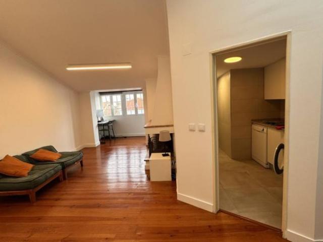 Apartamentos 2 quarto, lisbon lisbon 1350 250 DLS101785905