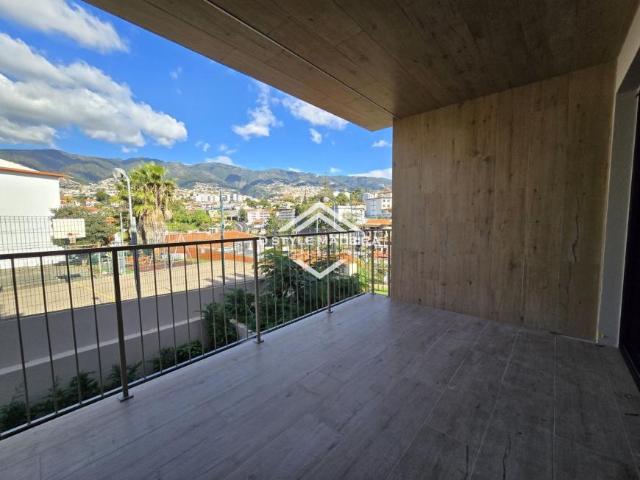 Apartamentos 2 quarto, Madeira Funchal 9000 DLS96713919