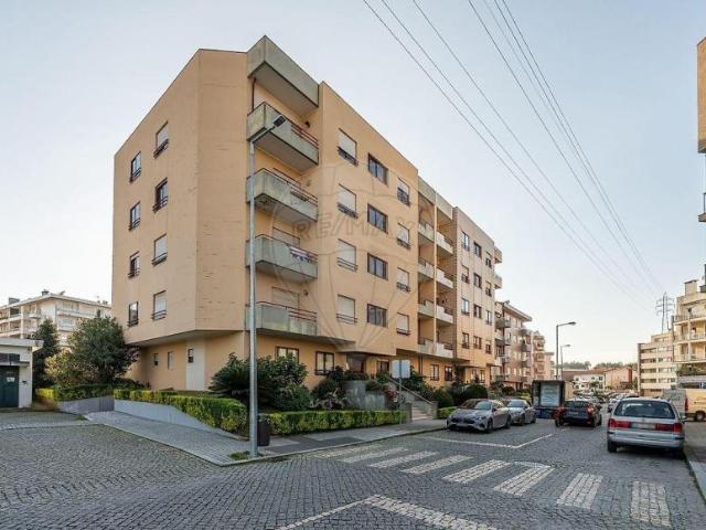 Apartamentos 2 quarto, Maia Porto DLS100798792