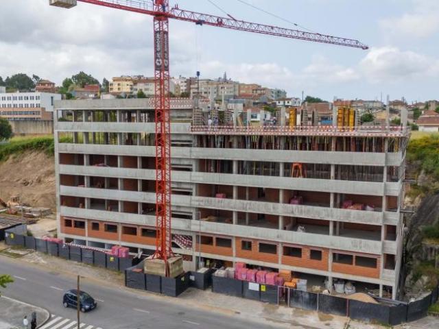 Apartamentos 2 quarto, Maia Porto DLS100042538