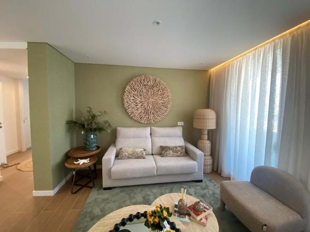 Apartamentos 2 quarto, São Martinho do Porto Leiria DLS97211864