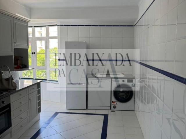 Apartamentos 2 quarto, Santarém Rio Maior 2040 DS102845197