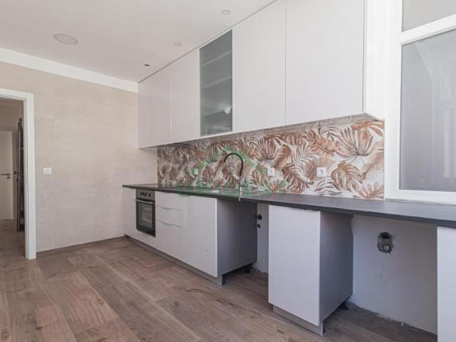 Apartamentos 2 quarto, Setúbal Barreiro 2835 DLS100631540