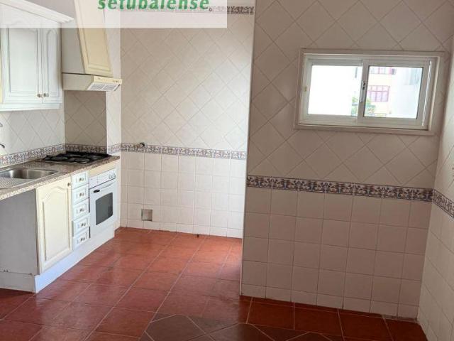 Apartamentos 2 quarto, Setúbal Setúbal 2910 ES103118323