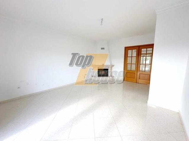 Apartamentos 2 quarto, Sesimbra Sesimbra DS101225244