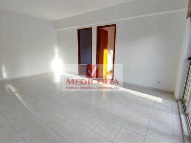 Apartamentos 2 quarto, Sintra Sintra DLS95901951