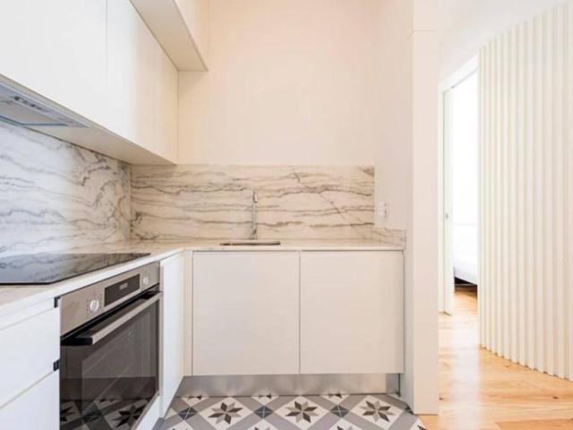 Apartamentos 2 quarto, porto porto 4000 325 DLS100217165