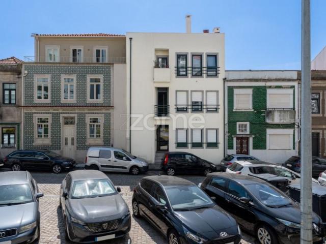 Apartamentos 2 quarto, Porto Porto DS102921286