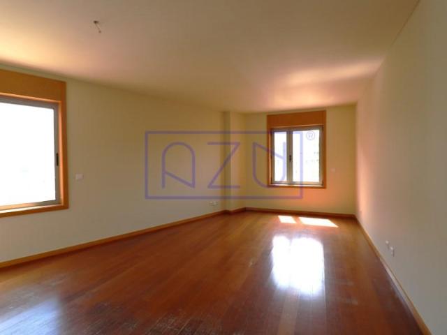 Apartamentos 2 quarto, Porto Porto ELS102221212