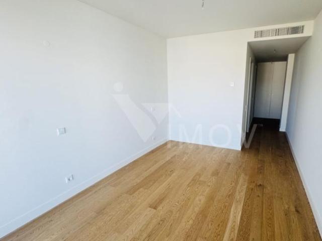 Apartamentos 2 quarto, Porto Vila Nova de Gaia 4400 DLS101015762