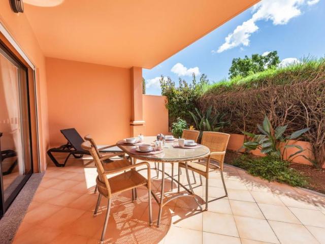 Apartamentos 2 quarto, Praia da Luz Algarve DLS102145032