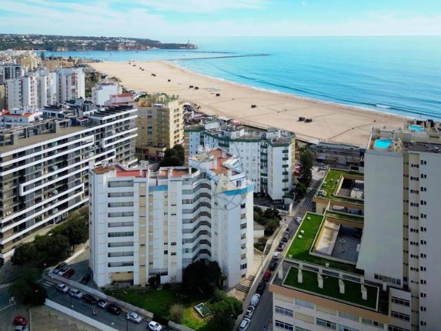 Apartamentos 2 quarto, Praia da Rocha Algarve DLS87473539