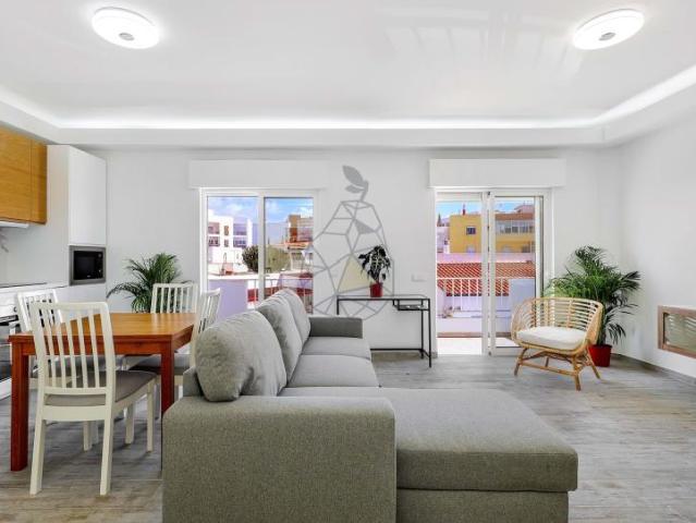 Apartamentos 2 quarto, Quarteira Algarve DLS90121495