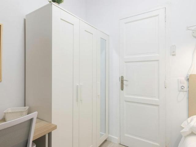 Apartamentos 7 Dormitorio Valencia Valencia ES104536589