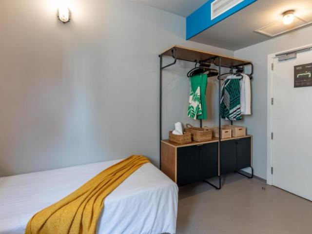 Apartamentos 40 Dormitorio Barcelona Barcelona ES104721409
