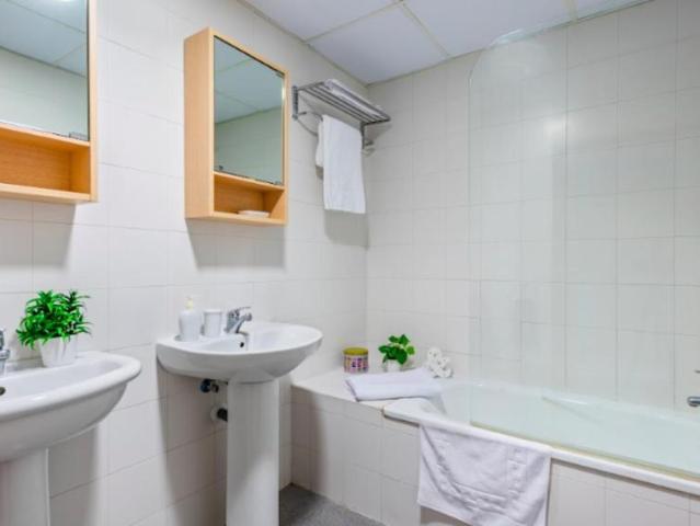 Apartamentos 40 Dormitorio Sevilla Sevilla ES103326711
