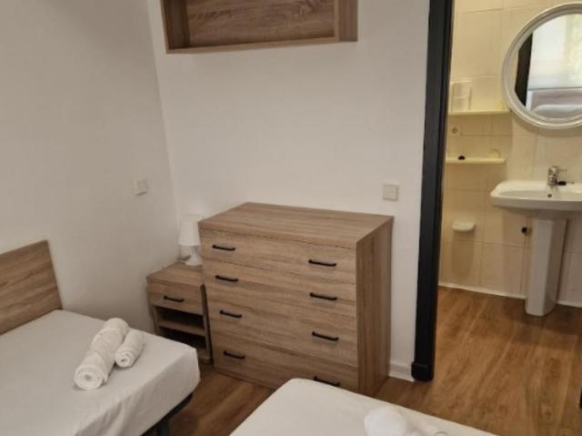 Apartamentos 40 Dormitorio Sevilla Sevilla ES103326717