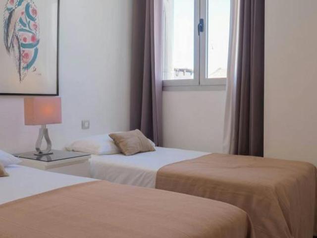 Apartamentos 4 Dormitorio Madrid Madrid ELS100216778