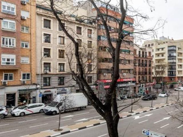 Apartamentos 4 Dormitorio Madrid Madrid ES77085771