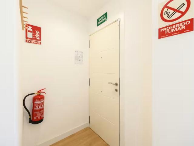 Apartamentos 4 Dormitorio Madrid Madrid ES100357199