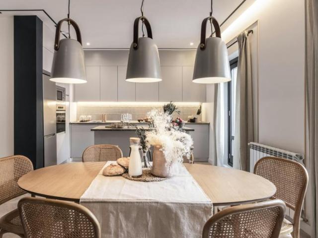 Apartamentos 4 Dormitorio Madrid Madrid ES101513091