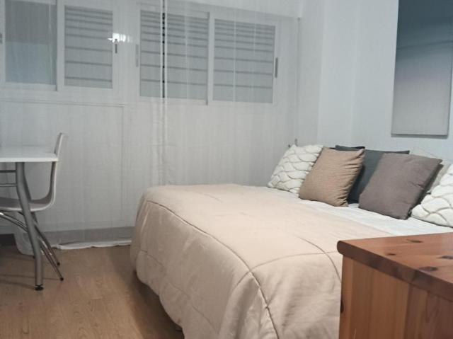 Apartamentos 4 Dormitorio Madrid Madrid ES103542657