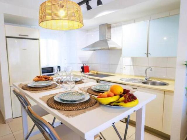 Apartamentos 4 Dormitorio Alicante Alicante ES101853738